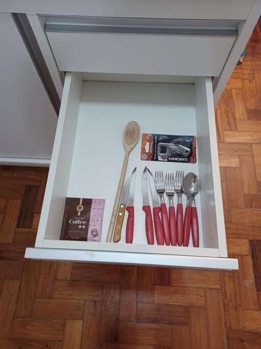 Apartamento Apto Aconchegante Em Copacabana, Rio De Janeiro.